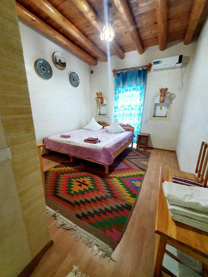 Zukhro Boutique Hotel Хива Екстериор снимка