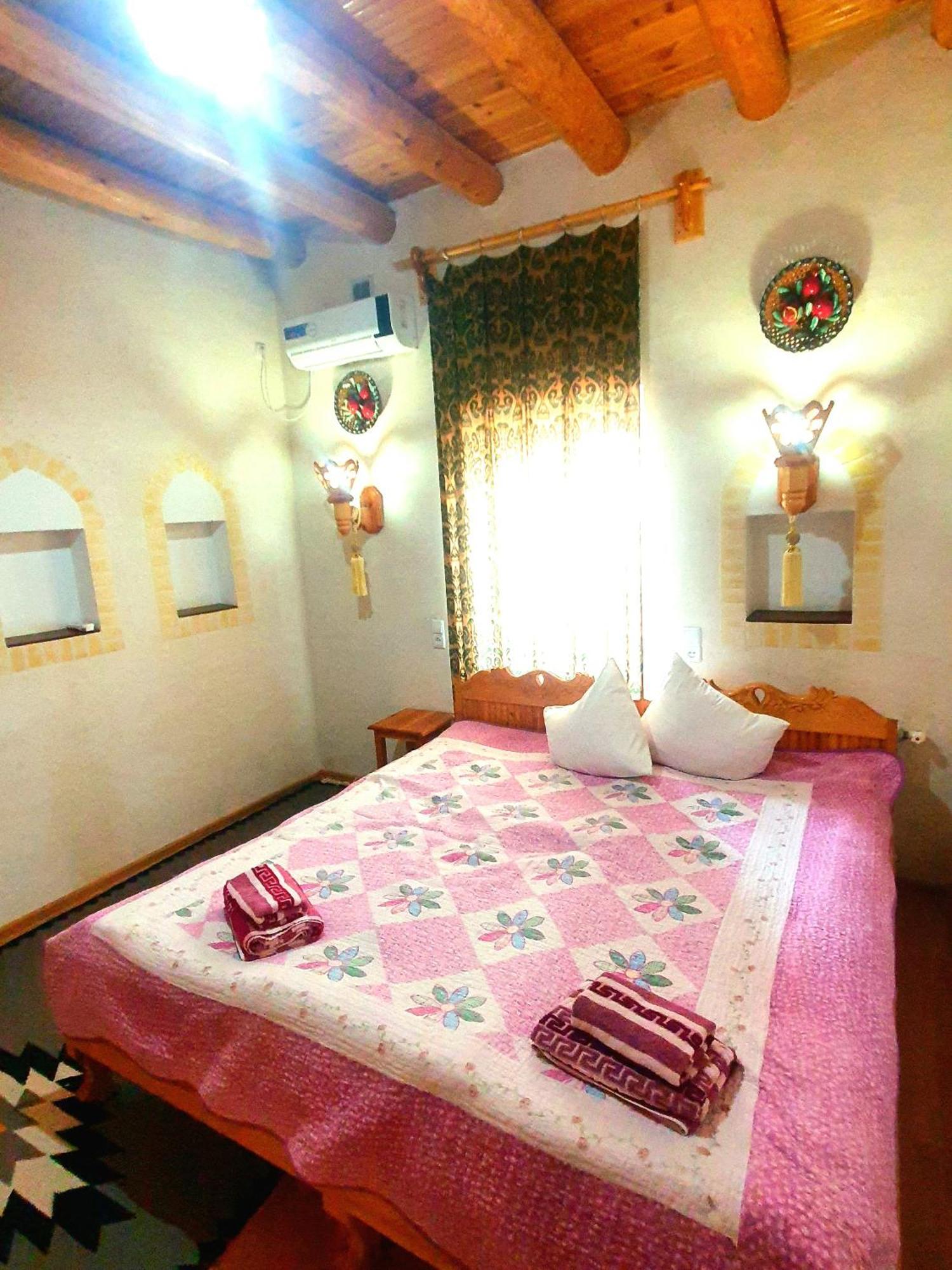 Zukhro Boutique Hotel Хива Стая снимка